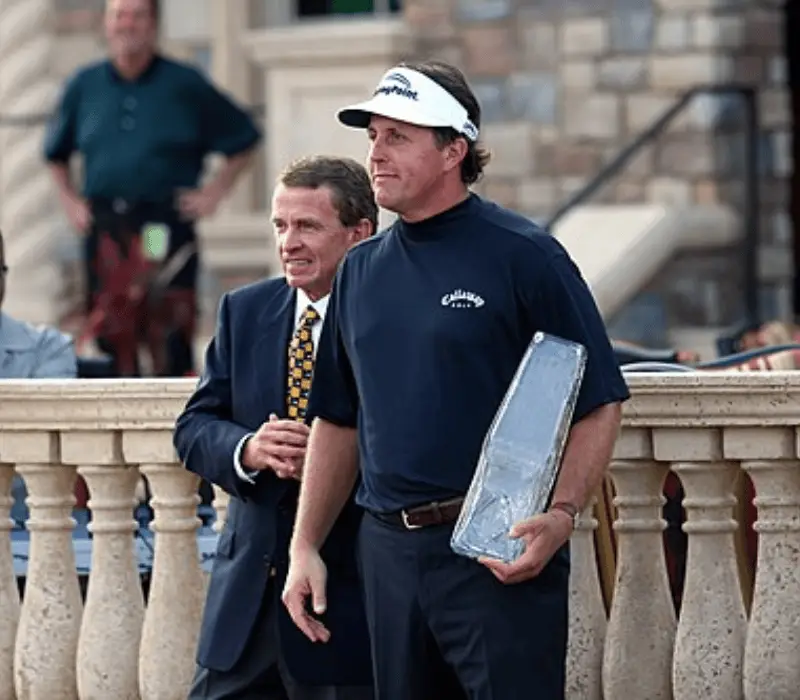 Mickelson celebrates with Commissioner Tim Finchem after his 2007 Players Championship win.